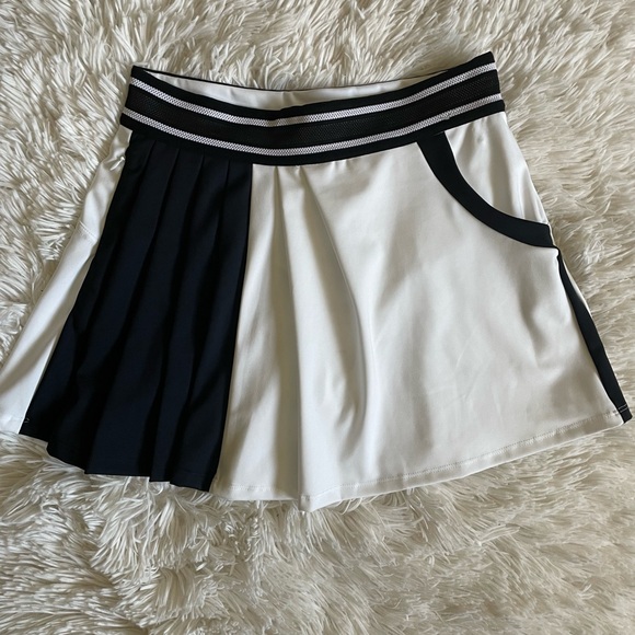 FP MOVEMENT WOMEN'S ROUND ROBBIN SKORT - Picture 5 of 6